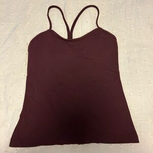 Lululemon maroon workout top